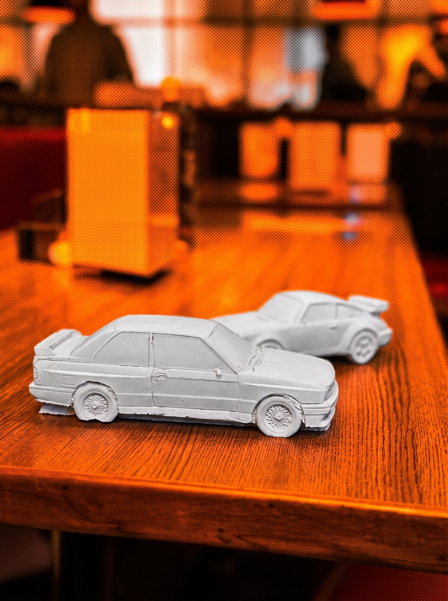 The concrete saloon and coupe on a café table